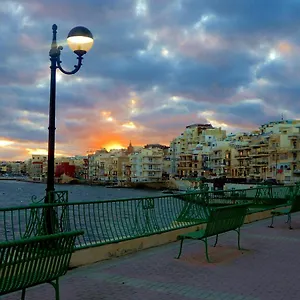 https://aurora-marsascala.hotelssaintjulians.com